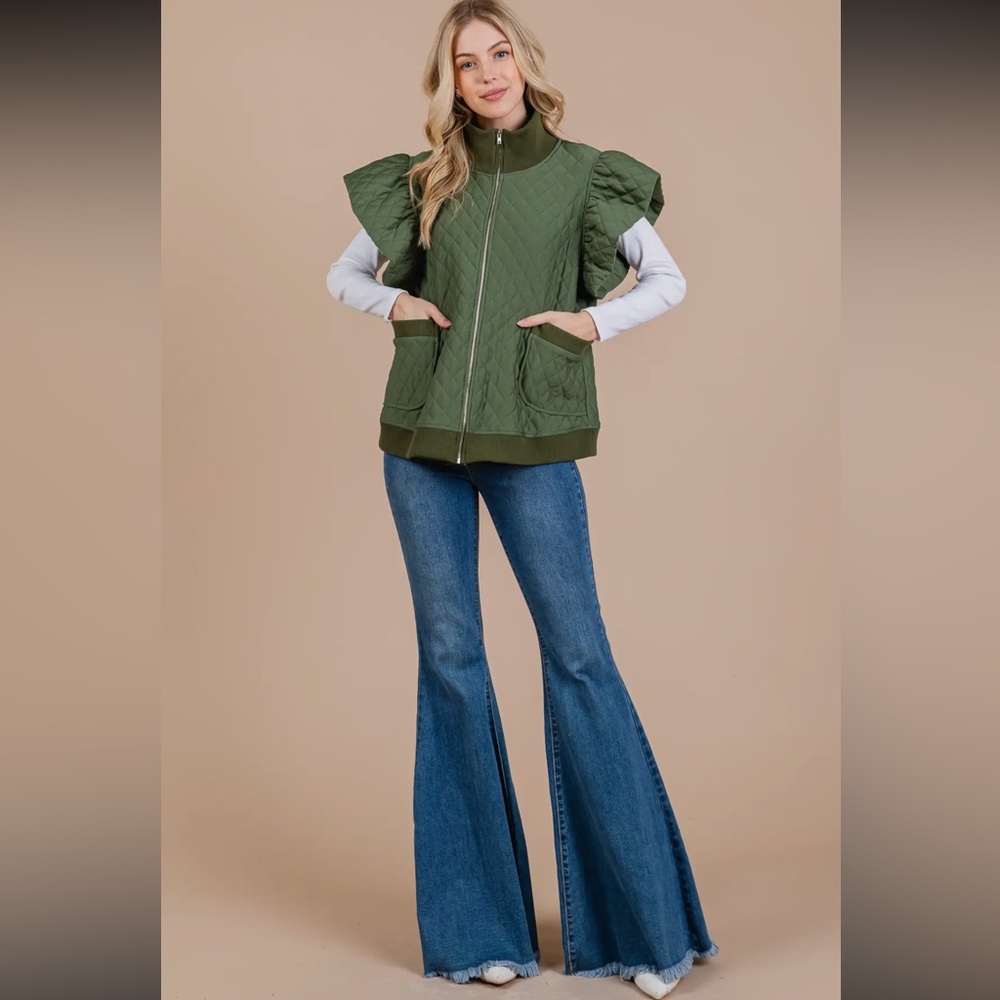 Ruffle Sleeve Textured Zipper Jacket - Picture 7 of 8
